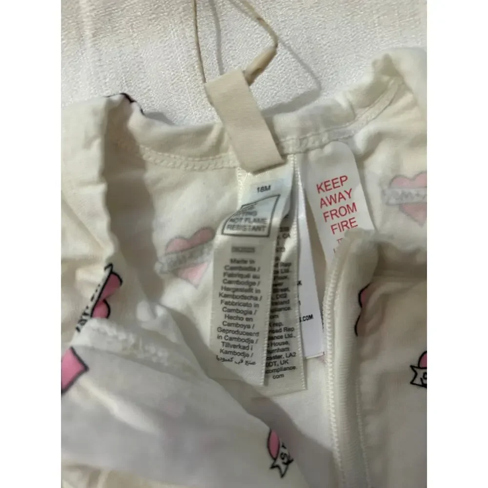 Skims NWT Sleep Baby One Piece Set Marble Heart Banner Size 18 Months